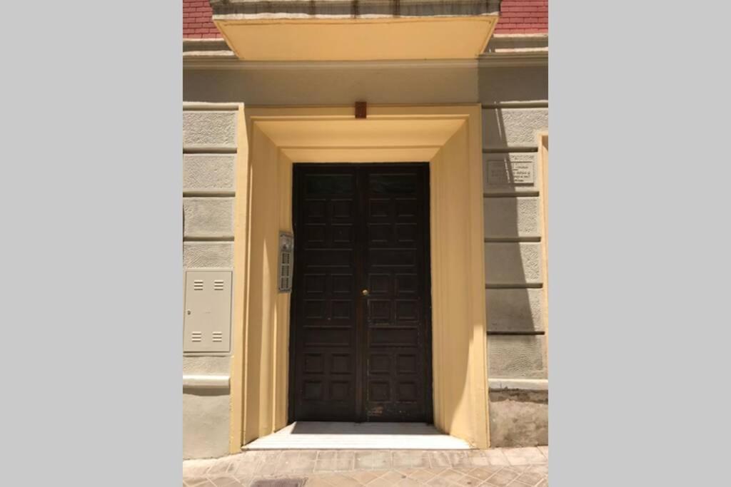 Appartamento Precioso Piso En Paseo De La Bomba Free Parking Granada Esterno foto